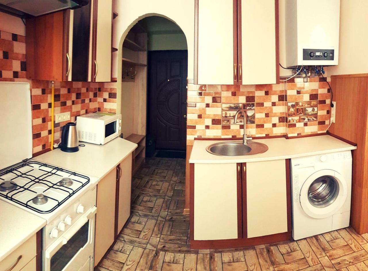 Квартира В Центрі Вулиця Балабана 29 Біля Краківського Ринку Lviv Exteriör bild