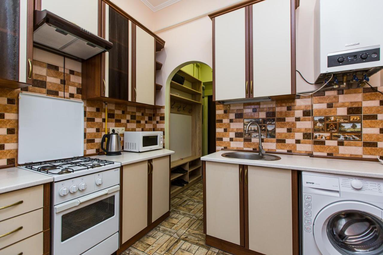 Квартира В Центрі Вулиця Балабана 29 Біля Краківського Ринку Lviv Exteriör bild