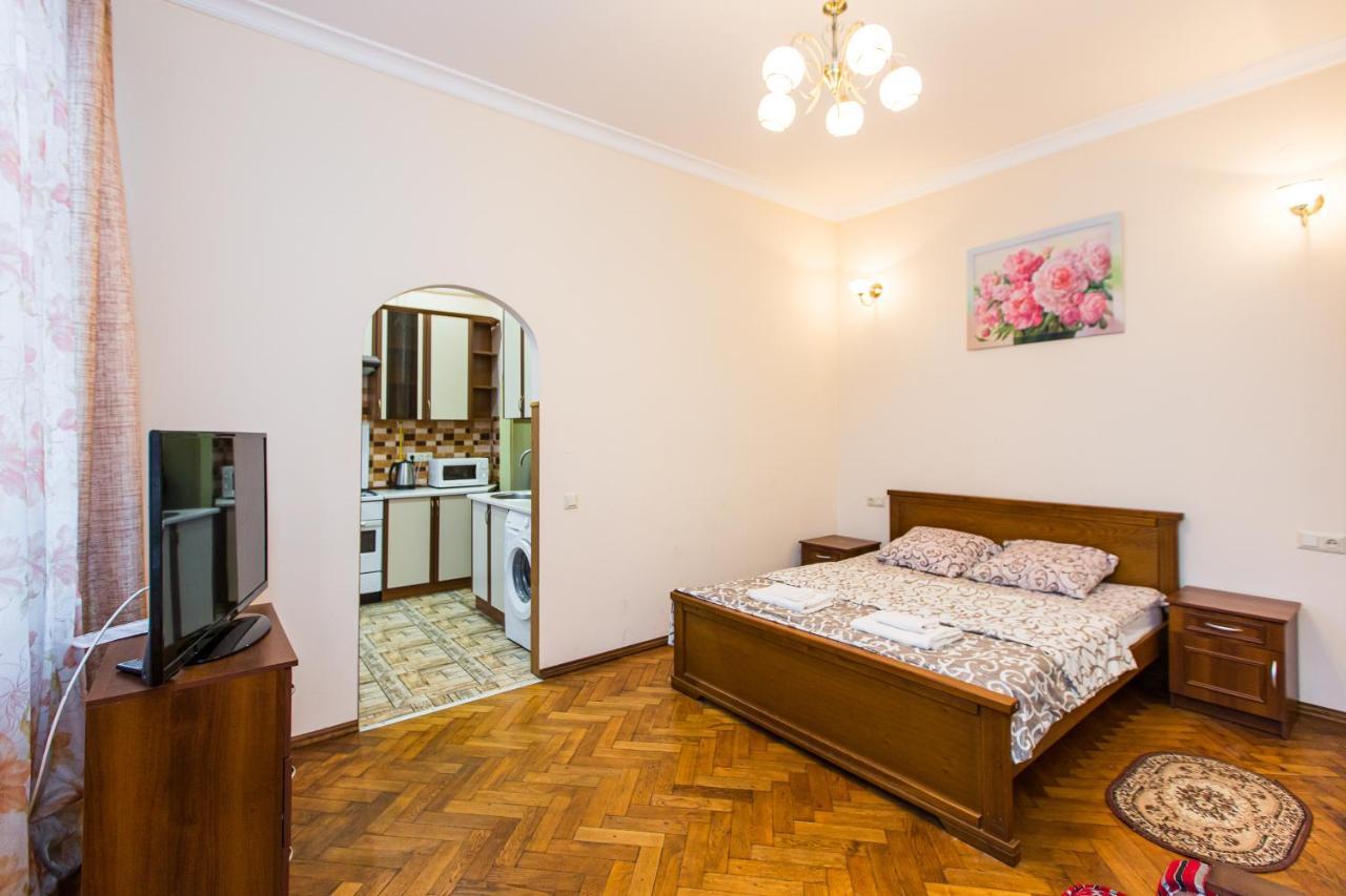 Квартира В Центрі Вулиця Балабана 29 Біля Краківського Ринку Lviv Exteriör bild