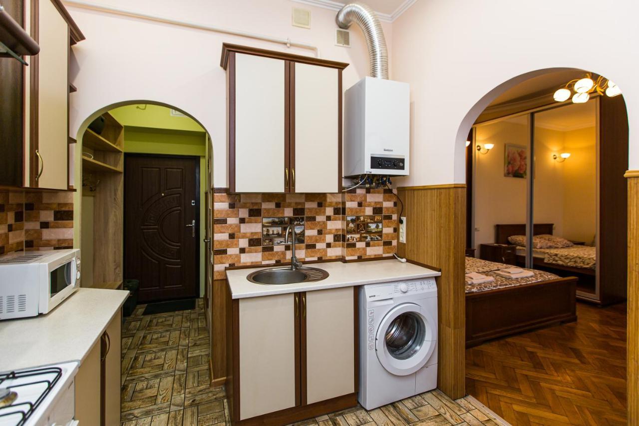 Квартира В Центрі Вулиця Балабана 29 Біля Краківського Ринку Lviv Exteriör bild